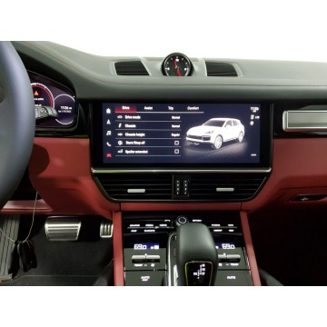 Porsche Cayenne  SUV 2022,  4.0 benzyna, automat - Na sprzedaż za 466 662 zł - Katowice - zdjęcie 8