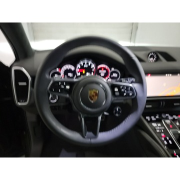 Porsche Cayenne  SUV 2021,  4.0 benzyna, automat - Na sprzedaż za 489 540 zł - Katowice - zdjęcie 7