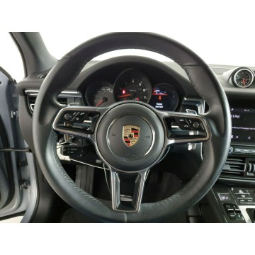 Porsche Macan  SUV 2020,  2.0 benzyna, automat - Na sprzedaż za 232 470 zł - Katowice - zdjęcie 7