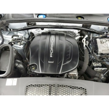 Porsche Macan  SUV 2020,  2.0 benzyna, automat - Na sprzedaż za 232 470 zł - Katowice - zdjęcie 9