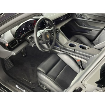 Porsche Taycan  Sedan/Limuzyna 2020 elektryczny, automat - Na sprzedaż za 341 940 zł - Katowice - zdjęcie 8