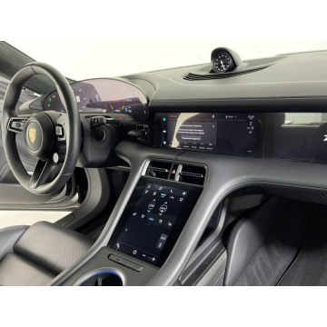 Porsche Taycan  Sedan/Limuzyna 2020 elektryczny, automat - Na sprzedaż za 341 940 zł - Katowice - zdjęcie 10