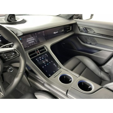 Porsche Taycan  Sedan/Limuzyna 2020 elektryczny, automat - Na sprzedaż za 341 940 zł - Katowice - zdjęcie 11