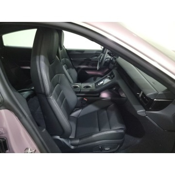 Porsche Taycan  Sedan/Limuzyna 2022 elektryczny, automat - Na sprzedaż za 344 400 zł - Katowice - zdjęcie 10