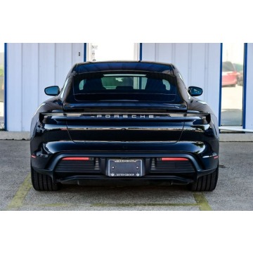 Porsche Taycan  Sedan/Limuzyna 2021 elektryczny, automat - Na sprzedaż za 292 125 zł - Katowice - zdjęcie 8