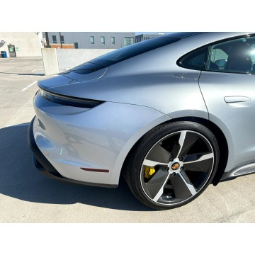 Porsche Taycan  Sedan/Limuzyna 2020 elektryczny, automat - Na sprzedaż za 339 480 zł - Katowice - zdjęcie 6