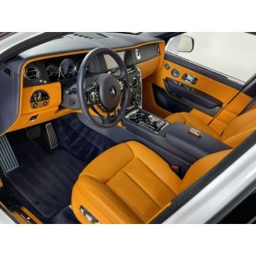 Rolls-Royce   SUV 2020,  6.7 benzyna, automat - Na sprzedaż za 1 955 700 zł - Katowice - zdjęcie 4