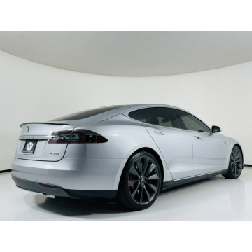 Tesla Model S  Sedan/Limuzyna 2016 elektryczny, automat - Na sprzedaż za 156 702 zł - Katowice - zdjęcie 4