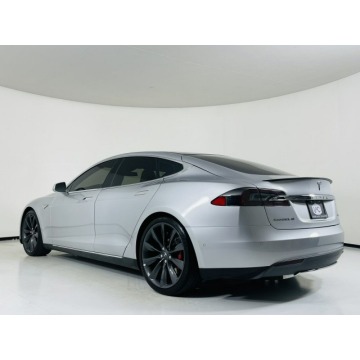 Tesla Model S  Sedan/Limuzyna 2016 elektryczny, automat - Na sprzedaż za 156 702 zł - Katowice - zdjęcie 5