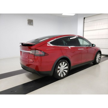 Tesla Model X  SUV 2020 elektryczny, automat - Na sprzedaż za 463 095 zł - Katowice - zdjęcie 4