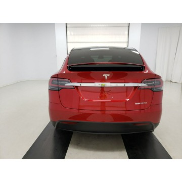 Tesla Model X  SUV 2020 elektryczny, automat - Na sprzedaż za 463 095 zł - Katowice - zdjęcie 5
