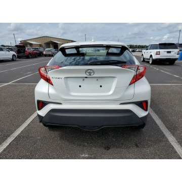 Toyota C-HR  SUV 2020,  2.0 benzyna, automat - Na sprzedaż za 107 994 zł - Katowice - zdjęcie 5