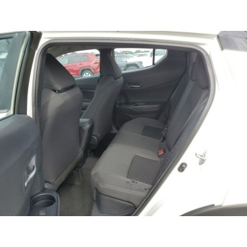 Toyota C-HR  SUV 2020,  2.0 benzyna, automat - Na sprzedaż za 107 994 zł - Katowice - zdjęcie 9