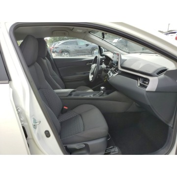 Toyota C-HR  SUV 2020,  2.0 benzyna, automat - Na sprzedaż za 107 994 zł - Katowice - zdjęcie 8