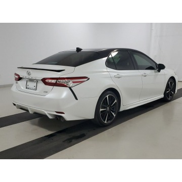 Toyota Camry  Sedan/Limuzyna 2020,  2.5 benzyna, automat - Na sprzedaż za 132 717 zł - Katowice - zdjęcie 4
