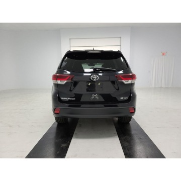 Toyota Highlander  SUV 2019,  3.5 benzyna, automat - Na sprzedaż za 107 010 zł - Katowice - zdjęcie 5