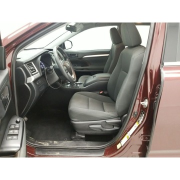 Toyota Highlander  SUV 2019,  2.7 benzyna, automat - Na sprzedaż za 115 866 zł - Katowice - zdjęcie 7