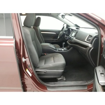 Toyota Highlander  SUV 2019,  2.7 benzyna, automat - Na sprzedaż za 115 866 zł - Katowice - zdjęcie 8