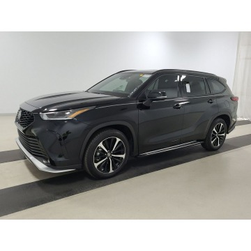 Toyota Highlander  SUV 2021,  3.5 benzyna, automat - Na sprzedaż za 146 370 zł - Katowice - zdjęcie 2
