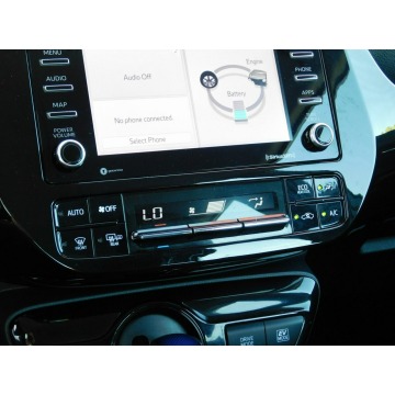 Toyota Prius  Sedan/Limuzyna 2021,  1.8 hybryda, automat - Na sprzedaż za 123 000 zł - Katowice - zdjęcie 10