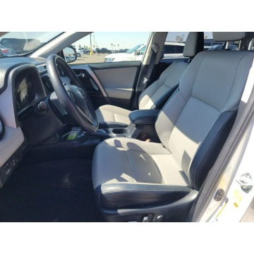 Toyota   SUV 2016,  2.5 hybryda, automat - Na sprzedaż za 92 400 zł - Katowice - zdjęcie 8