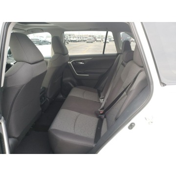 Toyota   SUV 2020,  2.5 benzyna, automat - Na sprzedaż za 109 470 zł - Katowice - zdjęcie 6