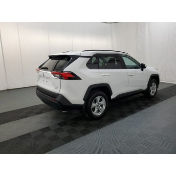 Toyota   SUV 2021,  2.5 benzyna, automat - Na sprzedaż za 113 160 zł - Katowice - zdjęcie 4