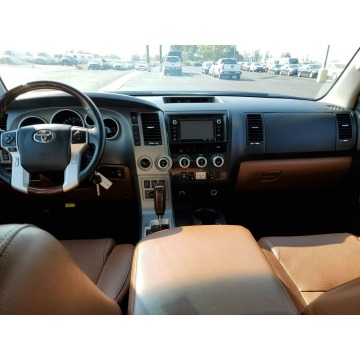 Toyota Sequoia  SUV 2015,  5.7 benzyna, automat - Na sprzedaż za 124 230 zł - Katowice - zdjęcie 8