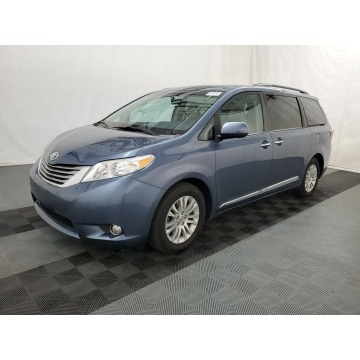 Toyota Sienna - 3.5 V6 XLE automat
