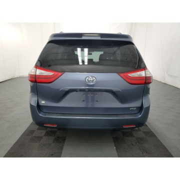 Toyota Sienna 2017,  3.5 benzyna, automat - Na sprzedaż za 89 790 zł - Katowice - zdjęcie 5