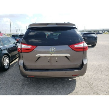 Toyota Sienna  Minivan/Van 2015,  3.5 benzyna, automat - Na sprzedaż za 63 960 zł - Katowice - zdjęcie 4