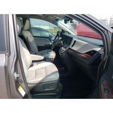 Toyota Sienna  Minivan/Van 2015,  3.5 benzyna, automat - Na sprzedaż za 63 960 zł - Katowice - zdjęcie 7