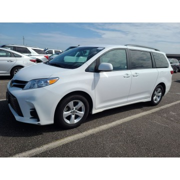 Toyota Sienna - 3.5 LE