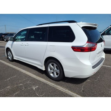 Toyota Sienna 2020,  3.5 benzyna, automat - Na sprzedaż za 145 140 zł - Katowice - zdjęcie 6