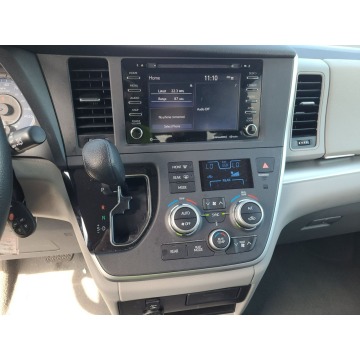 Toyota Sienna 2020,  3.5 benzyna, automat - Na sprzedaż za 145 140 zł - Katowice - zdjęcie 9