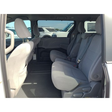 Toyota Sienna 2020,  3.5 benzyna, automat - Na sprzedaż za 145 140 zł - Katowice - zdjęcie 10