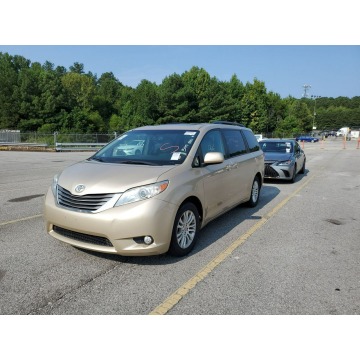 Toyota Sienna - XLE 3.5 295 km