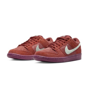 Nike SB Dunk Low Mystic Red and Rosewood / DV5429-601