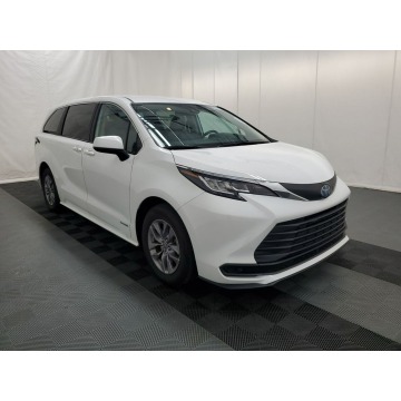 Toyota Sienna 2021,  2.5 benzyna, automat - Na sprzedaż za 158 670 zł - Katowice - zdjęcie 3