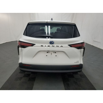 Toyota Sienna 2021,  2.5 benzyna, automat - Na sprzedaż za 158 670 zł - Katowice - zdjęcie 5