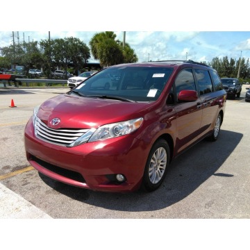 Toyota Sienna  Minivan/Van 2016,  3.5 benzyna, automat - Na sprzedaż za 73 554 zł - Katowice - zdjęcie 1