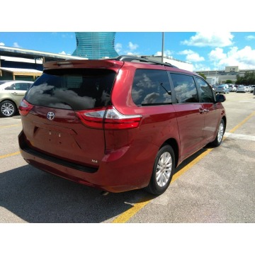 Toyota Sienna  Minivan/Van 2016,  3.5 benzyna, automat - Na sprzedaż za 73 554 zł - Katowice - zdjęcie 4