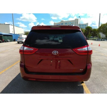 Toyota Sienna  Minivan/Van 2016,  3.5 benzyna, automat - Na sprzedaż za 73 554 zł - Katowice - zdjęcie 5