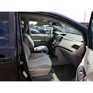 Toyota Sienna  Minivan/Van 2014,  3.5 benzyna, automat - Na sprzedaż za 52 029 zł - Katowice - zdjęcie 8