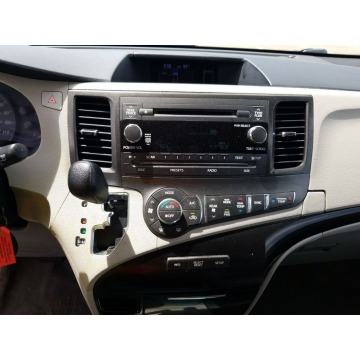 Toyota Sienna  Minivan/Van 2014,  3.5 benzyna, automat - Na sprzedaż za 52 029 zł - Katowice - zdjęcie 11