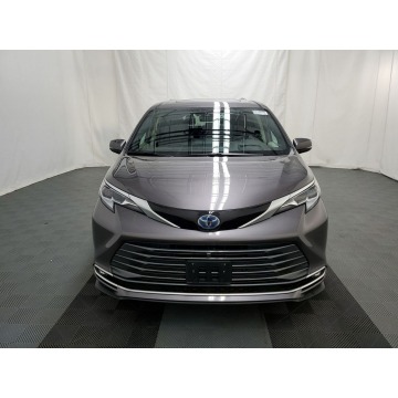 Toyota Sienna 2021,  2.5 benzyna, automat - Na sprzedaż za 157 686 zł - Katowice - zdjęcie 2
