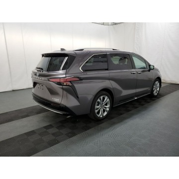 Toyota Sienna 2021,  2.5 benzyna, automat - Na sprzedaż za 157 686 zł - Katowice - zdjęcie 4