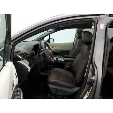 Toyota Sienna 2021,  2.5 benzyna, automat - Na sprzedaż za 157 686 zł - Katowice - zdjęcie 7