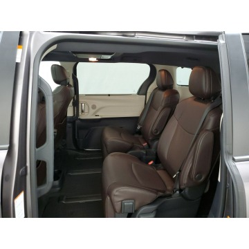 Toyota Sienna 2021,  2.5 benzyna, automat - Na sprzedaż za 157 686 zł - Katowice - zdjęcie 9