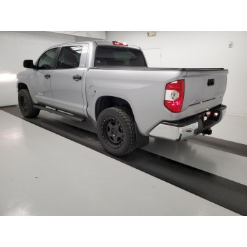 Toyota Tundra 2018,  5.7 benzyna, automat - Na sprzedaż za 148 830 zł - Katowice - zdjęcie 6